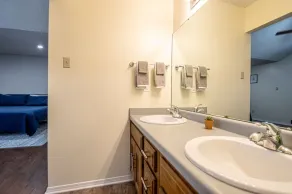 Double Diamond Rentals – Perfect Family Home - Image 4