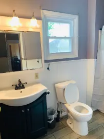 Farmhouse Getaway- Located between Pratt & Kingman easy access to HWY 54 - Image 4