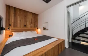 Hus ved stranden i Dragove - Image 4
