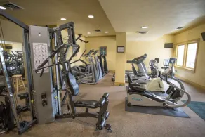 Cozy Condo with Lake View and Golf.  Short walk and quicker drive to amenities! - Image 2