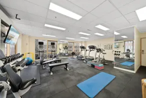 Central ACT Studio with Indoor Pool and Gym - Image 4