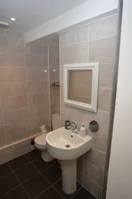 Hythe - centrally located ground floor apartment with a musical theme - Image 4