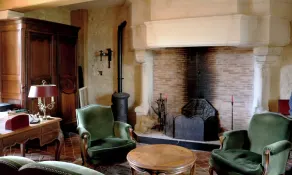 The Manoir de Pimelles is located in Burgundy 2h15 from Paris - Image 4