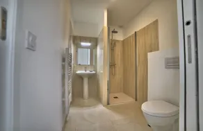 Nuova inserzione - Villa di lusso con piscina privata e vasca idromassaggio in residence con tennis - Image 3