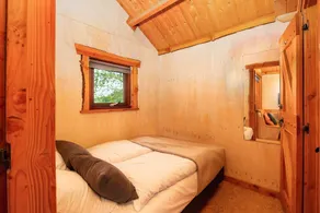Cozy cottage with hot tub, right on the Regge River. Check out the pictures! - Image 4