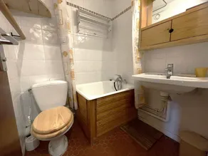 Studio 2 pers, ski aux pieds, animaux admis, Les Ménuires - Image 2