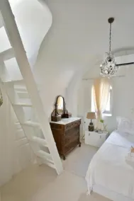 Wonderful Santorini Villa Alia Mansion 3 Bedrooms Beautiful Outdoor Space - Image 4