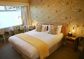 Orchard Club - Image 5