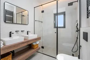 Seafront Villa Kiara with 5 en-suite bedrooms in Omiš - Image 3