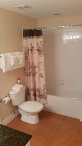 Vacation Location Madeira Bay Resort Unit 407! - Image 2