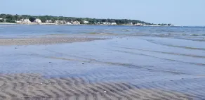 BEAUTIFUL 4 BEDROOM BEACH HOUSE!!!  Central AC! 1 Min walk to Private beach! - Image 5
