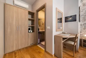 Tifani Luxury Rooms - Image 2