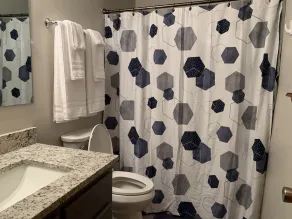 Cheerful 2-bedroom 2 bath entire home West Rome - Image 3