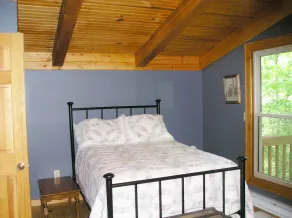 Rivers Edge Cabin, Little River - Image 3