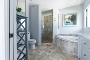 5 Bedroom Luxe Villa on Deep Water Intracoastal - Image 2
