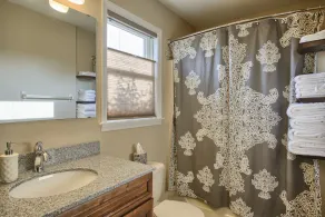 Mechanicsburg, Carlisle, Camp Hill, Enola, Harrisburg Area Home - Image 2