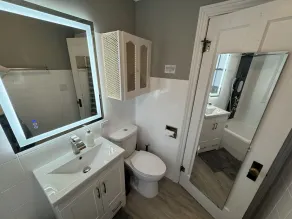 Spacious Retreat Near Convention Centers home - Image 2