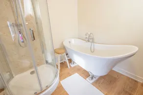 Beautiful Country Holiday Home in the Nottinghamshire Countryside - Image 5