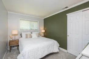 King Beds! - Clean and Spacious 5 bed 3 bath home - Image 3