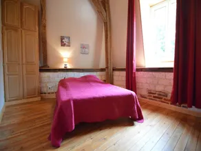 Holiday home in Reillanne with swimming pool - Image 3