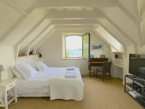 Exceptional house - Sea view & direct access to the beach - Image 5