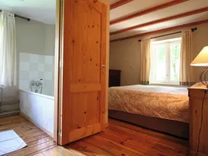 Group Villa with Sauna - Image 4