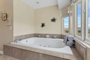 5BDRM Lux Estate- Heated Pool and Neon Arcade Room - Image 5
