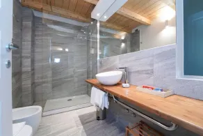 Villa Sasseta - Eight Bedroom Villa, Sleeps 16 - Image 2