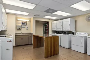 Agréable appartement entièrement équipé avec piscine, sauna et barbecue - Image 4