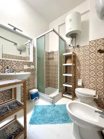 [SEA VIEW] On three floors with garden - Image 2