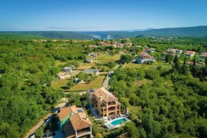 Spacious holiday house - pool / jacuzzi / sauna / playground / 8+2 - Image 5