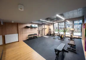 Business Park Cosy Apartment by BookingHost - Image 3