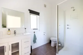 Mahi Beach House - Image 2