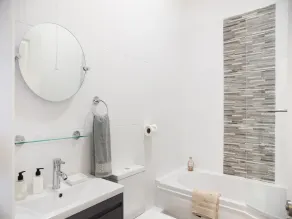 Apartment in Folkestone near Sandgate Beach - Image 3