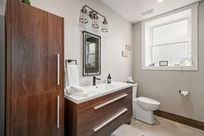 Private Queen Bed Studio near hiking, biking, golf, beach, spa and Blue Mountain - Image 4