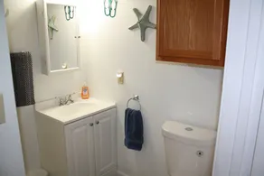 Cozy Efficiency near University and town - Image 5