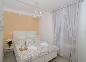 Villa Antea Apartments - Zwei-Schlafzimmer-Apartment mit Terrasse - Image 3