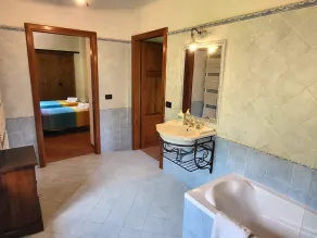 Vallecchia Sotto, 5-Bett-Villa, privater Pool, tolle Aussicht WIFI, Koch buchen - Image 4