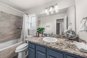 Ile Ayo - Private Bedrooms with Shared Bathroom in Co-Living Home - Image 3
