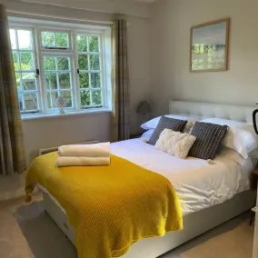 Cosy country cottage with large garden, - Image 4