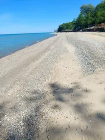 Peach of a private beach! Waterfront cliff cottage near Bayfield - Image 3