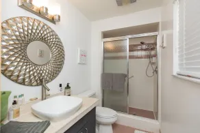 Beachy Getaway–Cozy, Clean & Equipped w/ All Essentials! Relax, Enjoy & Refresh! - Image 4