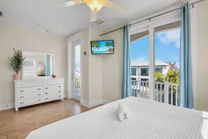 Steps to the Beach! Private Pool, Pet Friendly! - Image 5