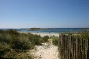 Villa a Port Blanc con vista mare - Image 4