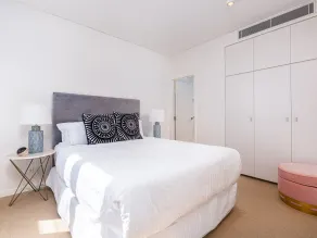 Bondi Amari Seven Zero One - Image 5