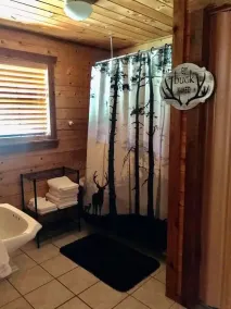 Log Cabin Escape at D~Oasis Ranch - Image 2