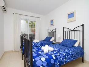 Villa Calero Acentejo | Wonderful 5 Bedroom Villa | A Short Stroll to the Resort Centre | Playa Blanca - Image 4