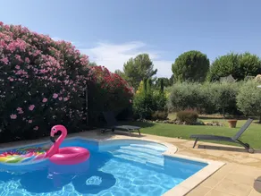 Superbe villa avec piscine chauffée au calme, à proximité du centre ville - Image 5