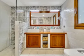 En unik 3 soveværelser, 3 badeværelser Villa med privat pool i Moraira - Image 3