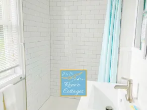 2nd of 6 Premier Waterfront Vacation Rentals on Long Island NY in Wine Country of Famed North Fork - Image 3
